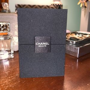 Chanel Mini Travel Brush Set